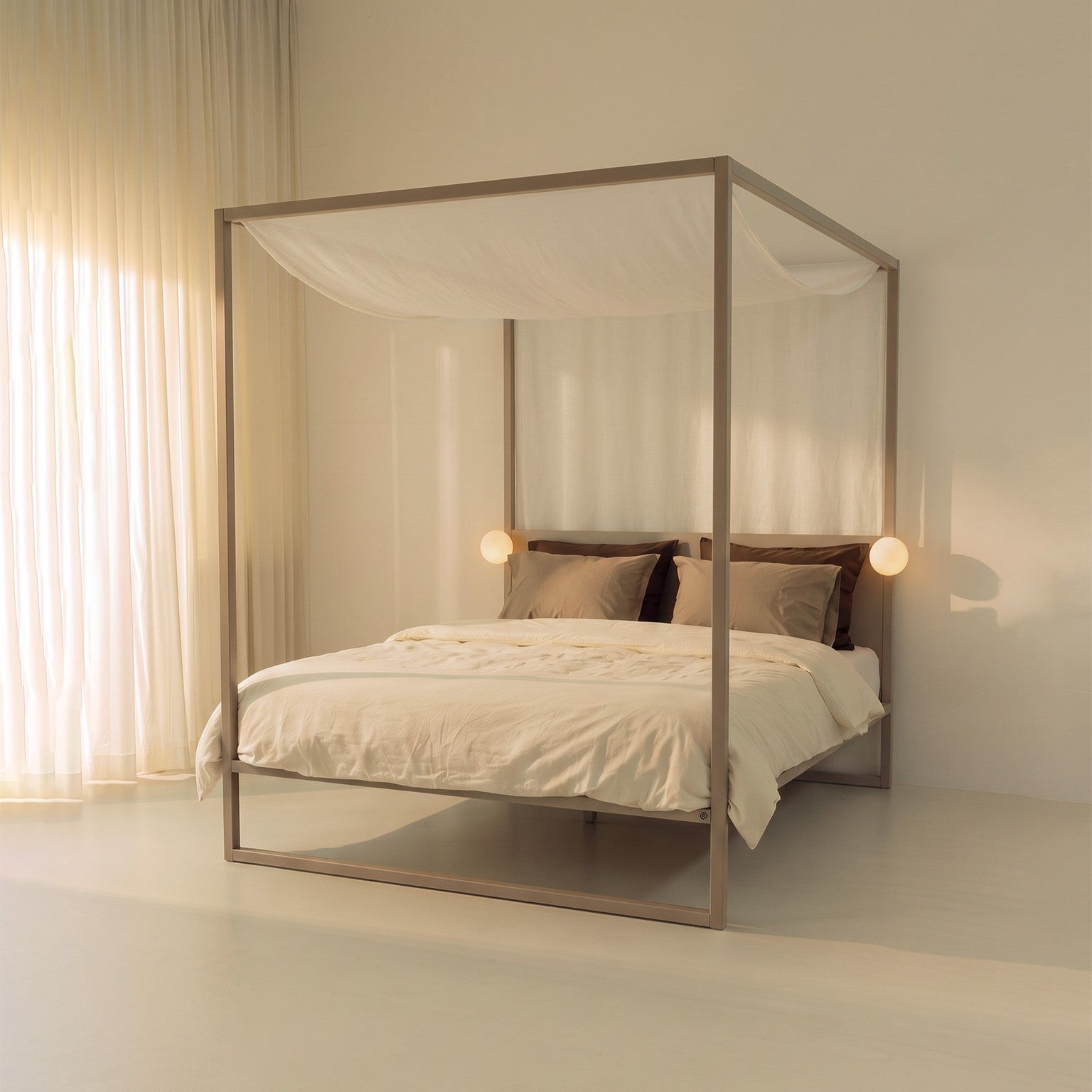 Hemelbed °02 | Clay