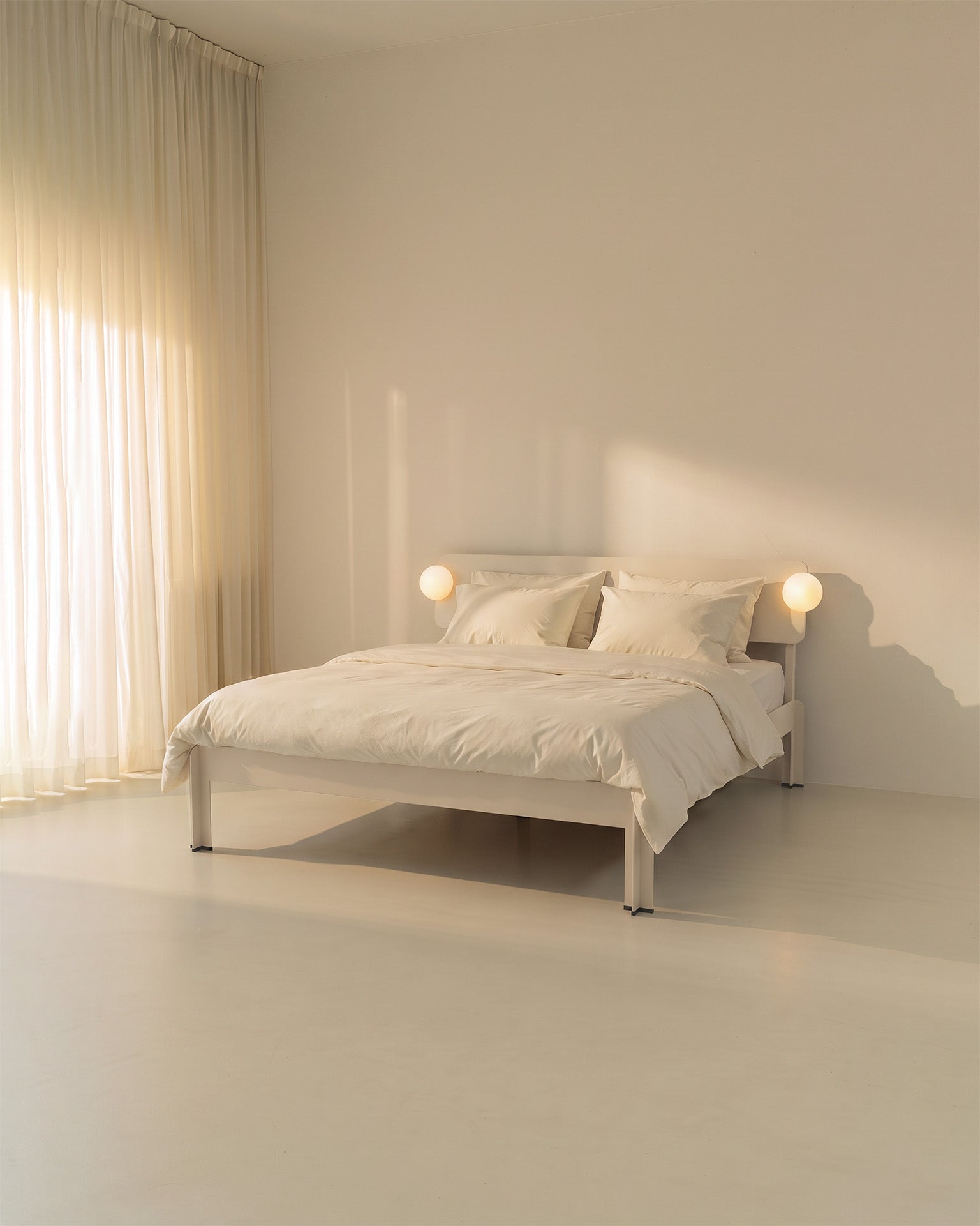 Bedframe °03 | Sand