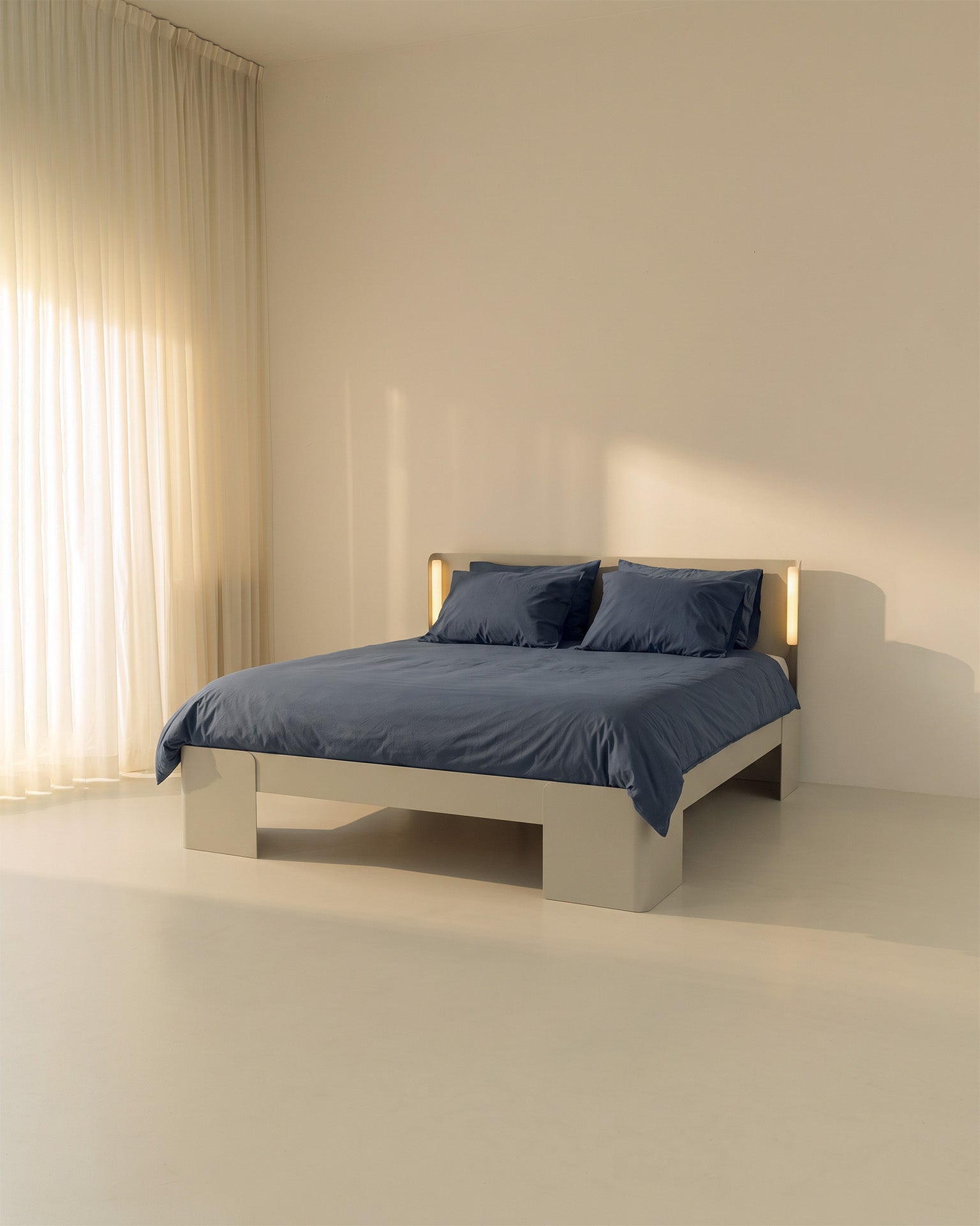 Bedframe °04 | Warm Grey