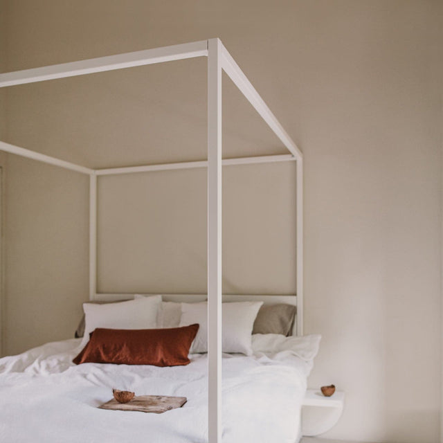 Afbeelding sfeerbeeld stalen hoofdbord headboard Bedframe °01 / °02 + board White / Wit Robuust Amsterdam